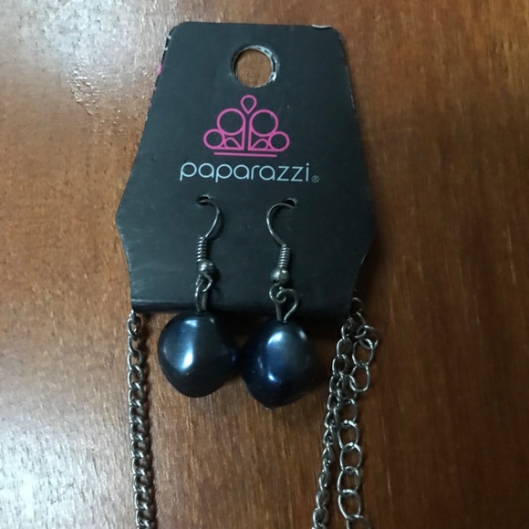 Paparazzi Bundle Necklace and Earrings Set New Lot#12 - Picture 13 of 16